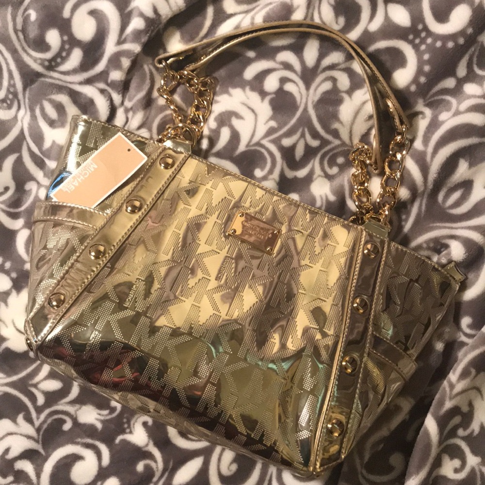 Michael Kors shoulder bag in style Delancy